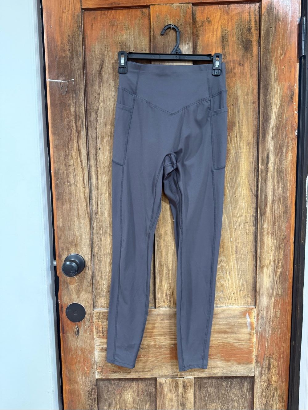 HALARA Gray Full-Length Leggings with Branded Tag